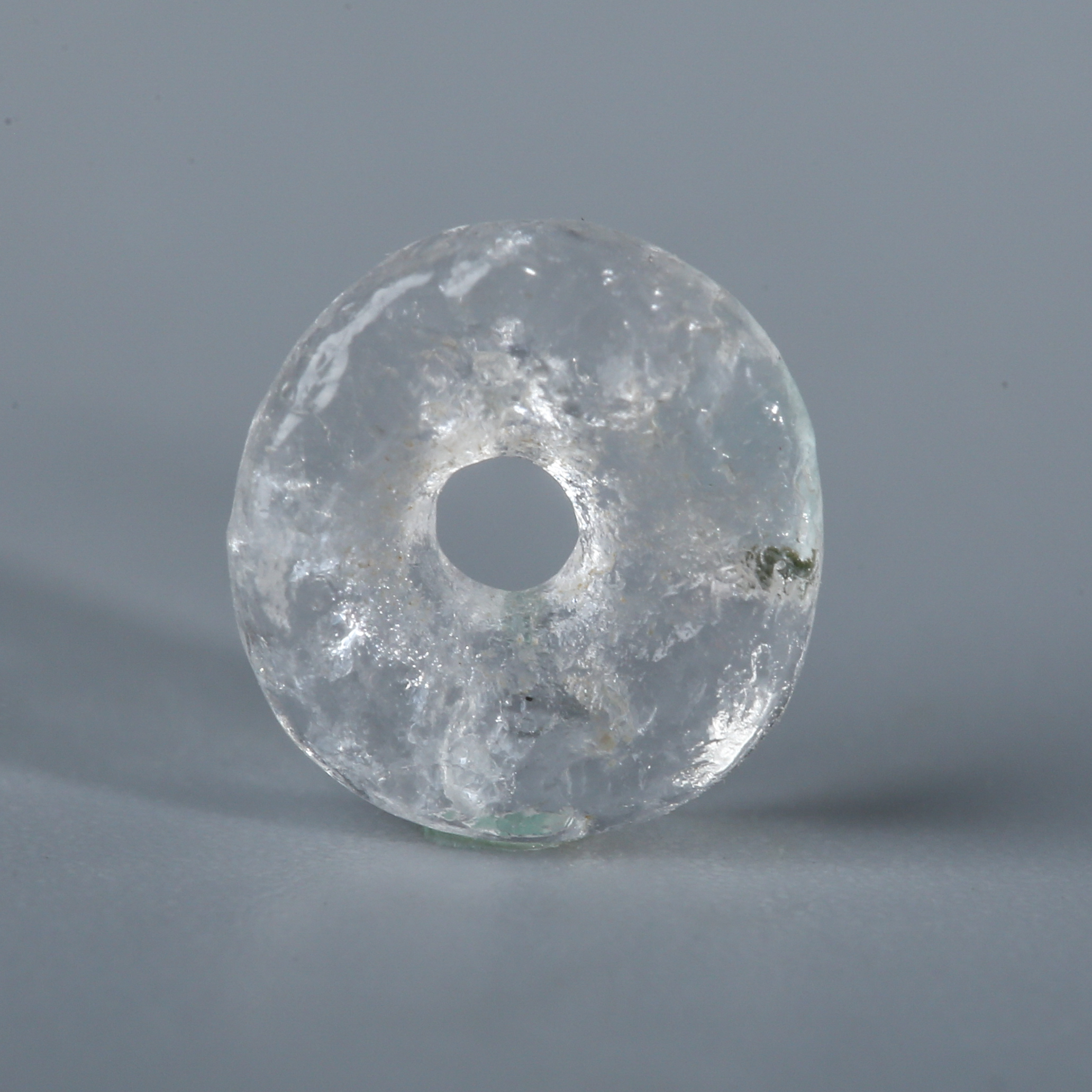 XY-73-32 印度河谷文明研磨孔水晶剁珠 7.8*2.3mm