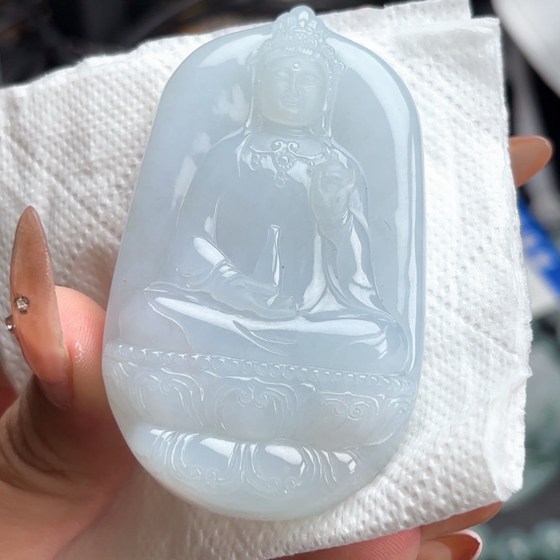 翡翠未镶嵌颈饰素衣