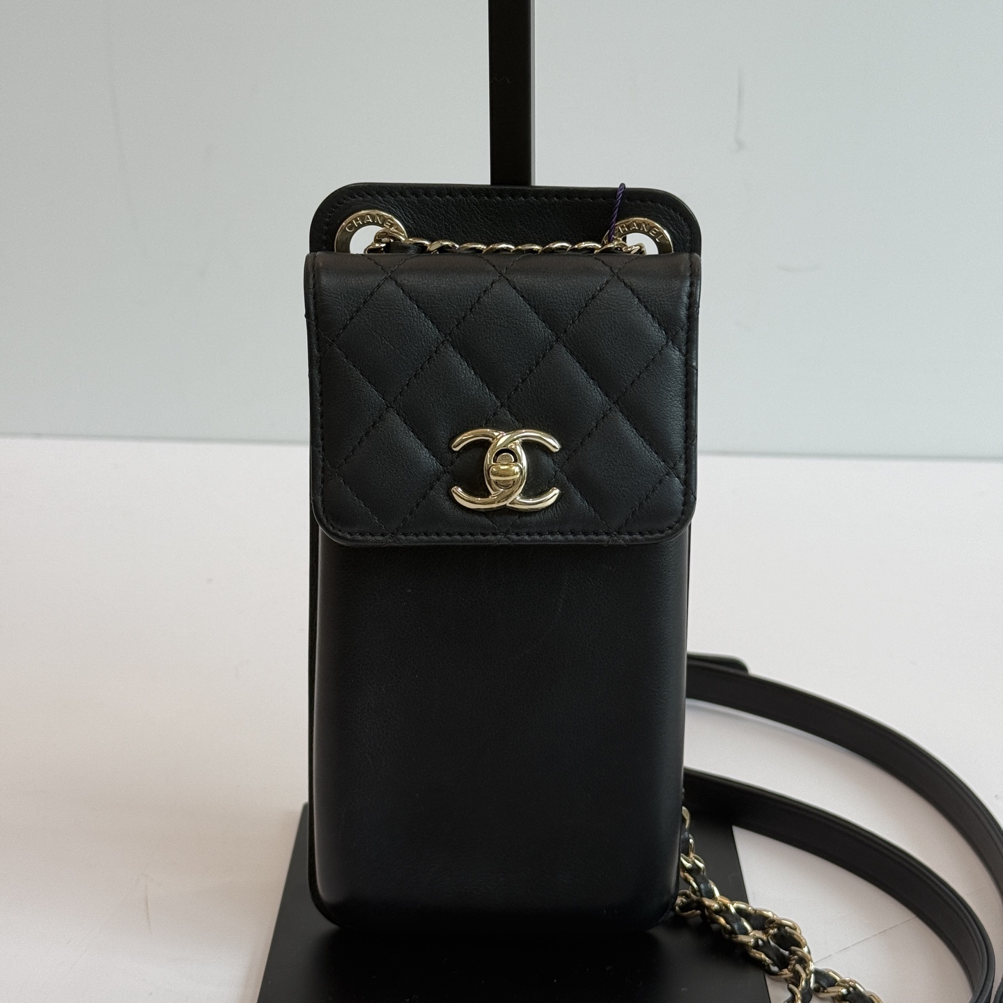 95新 Chanel/香奈儿 限量款黑金单肩斜挎手机包 27410