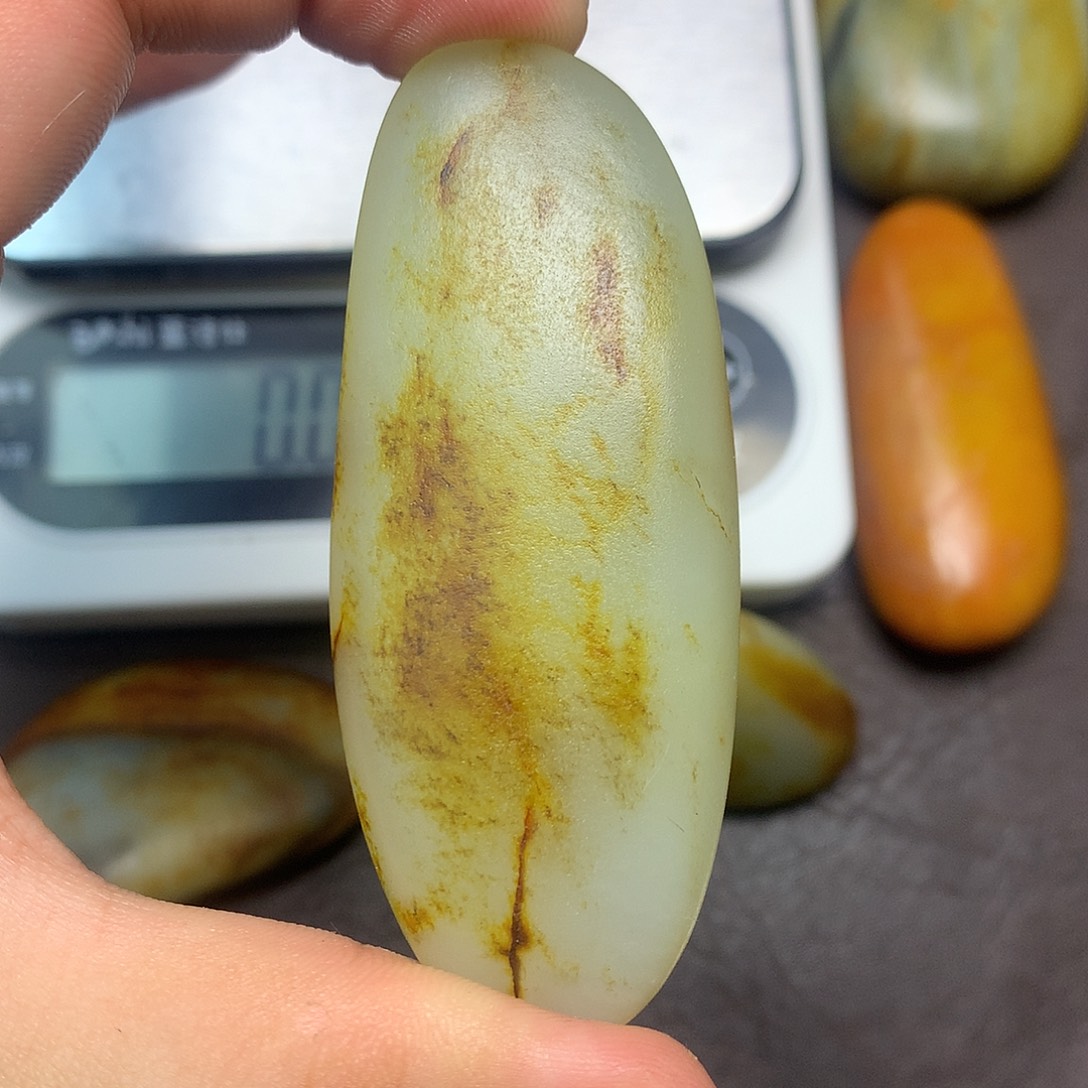 和田玉（糖玉）未镶嵌挂件