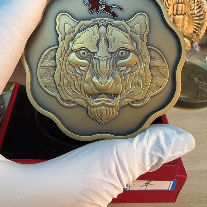 其他普通金属梅花生肖虎铜章一枚