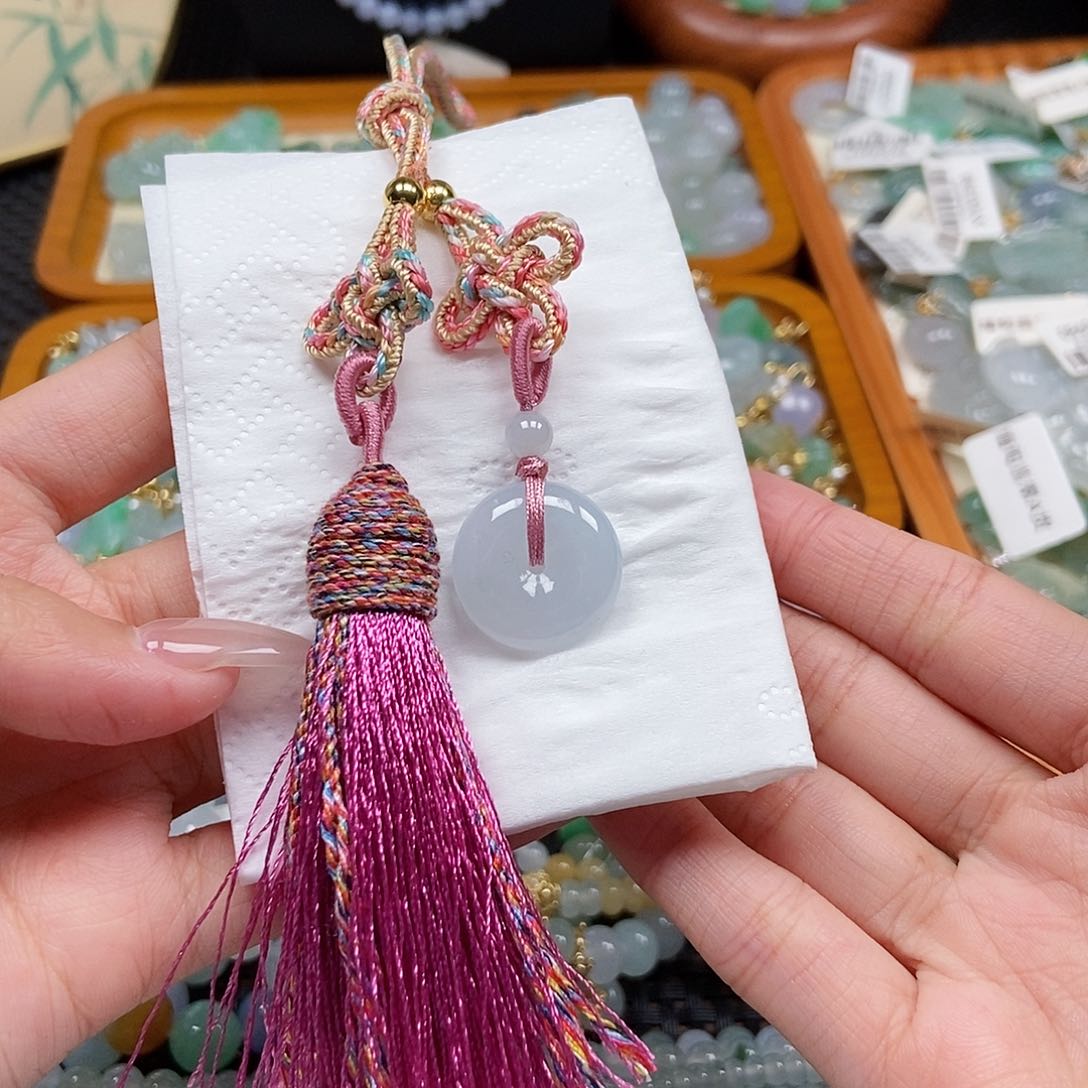 未镶嵌挂件翡翠闪