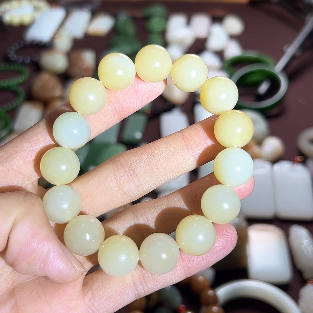 和田玉手串未镶嵌