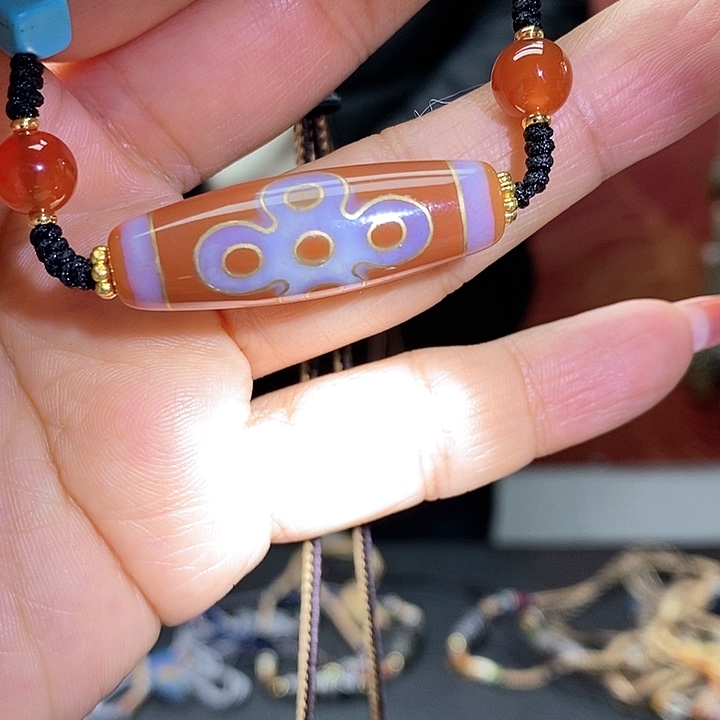 玛瑙/玉髓颈饰合金