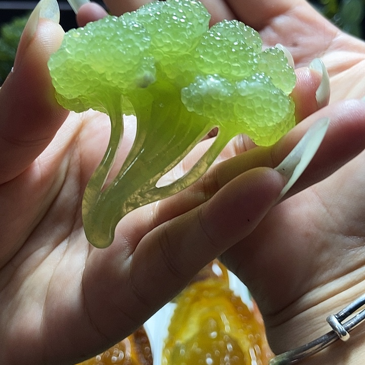 合金透闪石-蛇纹石玉珠宝奇石