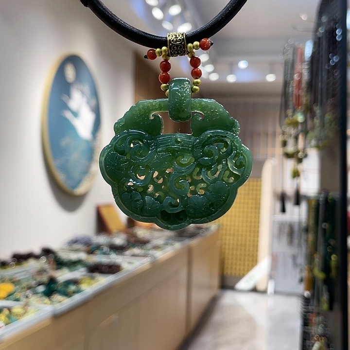 【闪购商品】和田玉（糖玉）颈饰未镶嵌