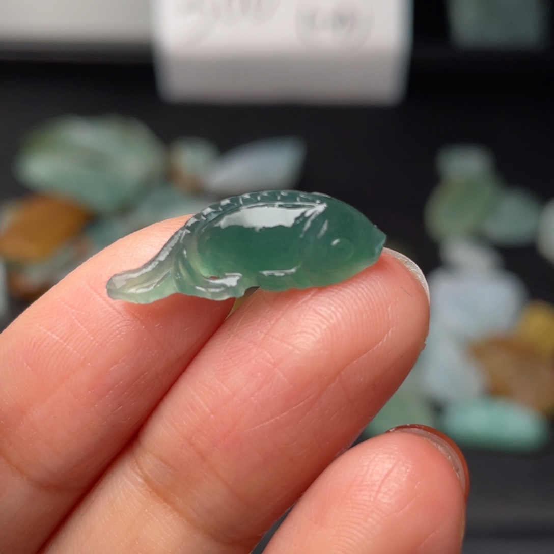 定制翡翠未镶嵌天然翡翠