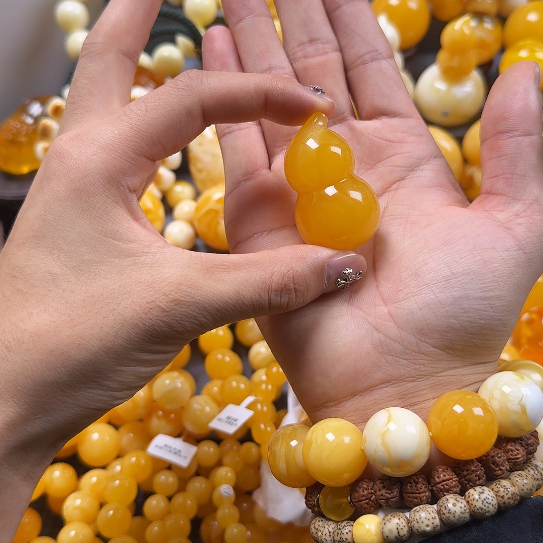 琥珀珠宝奇石未镶嵌葫芦