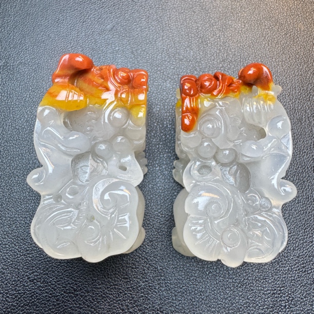 天然黄龙玉貔貅吊坠一对