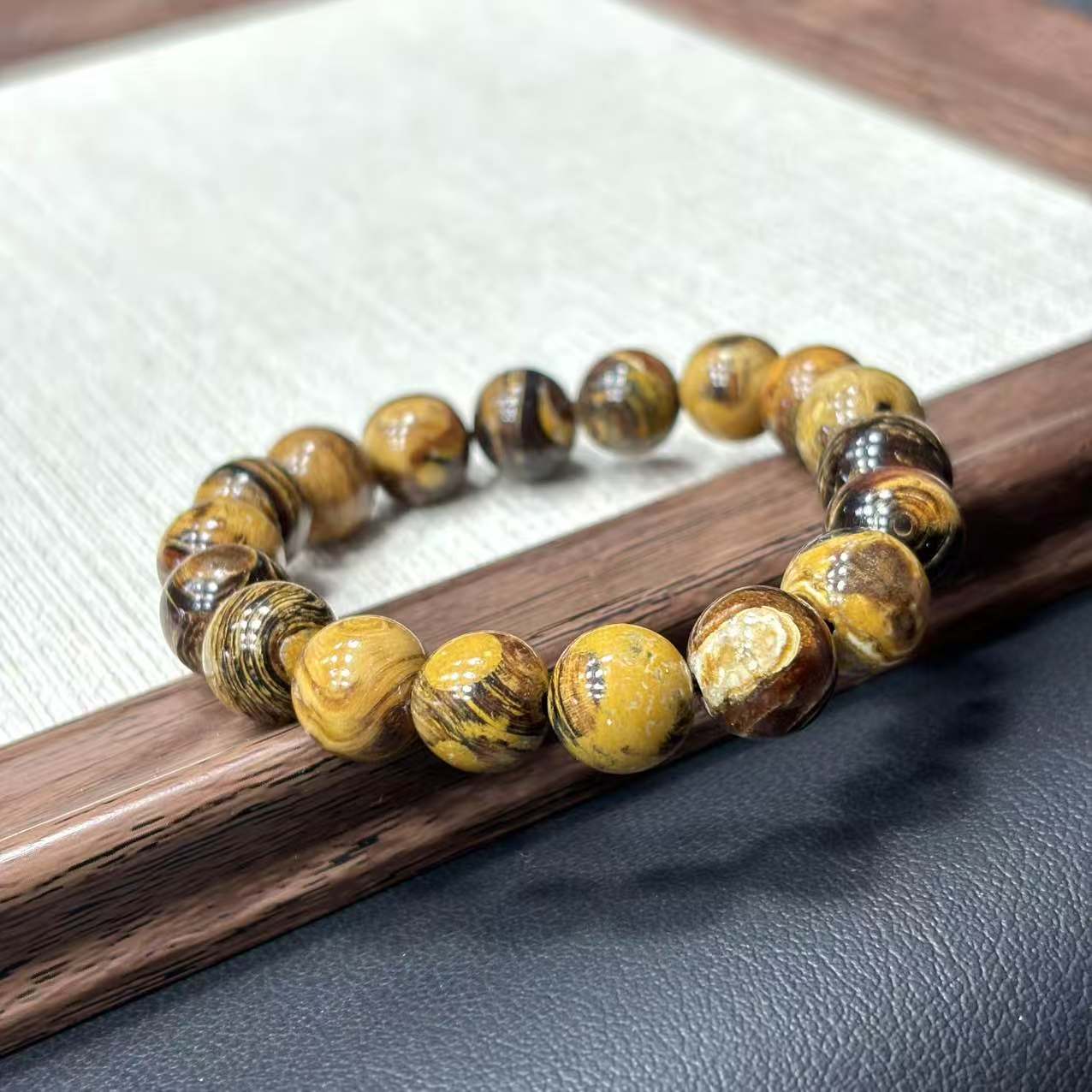 老四精选 柳的圆珠手串