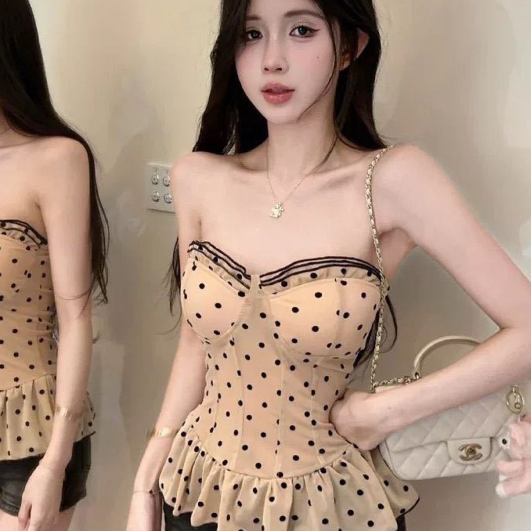 带胸垫吊带背心女新款纯欲风性感辣妹时尚百搭显瘦高级感设计上衣