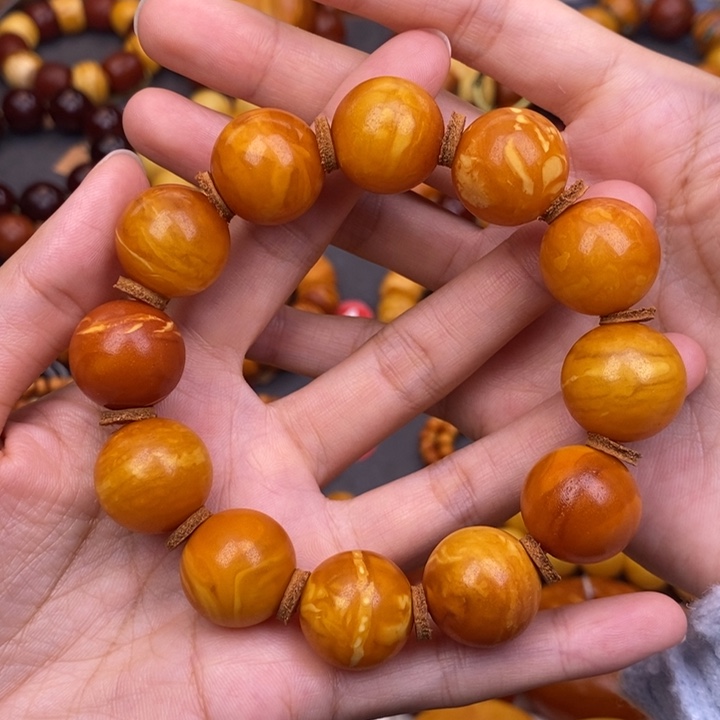 琥珀未镶嵌裸石蜜蜡M