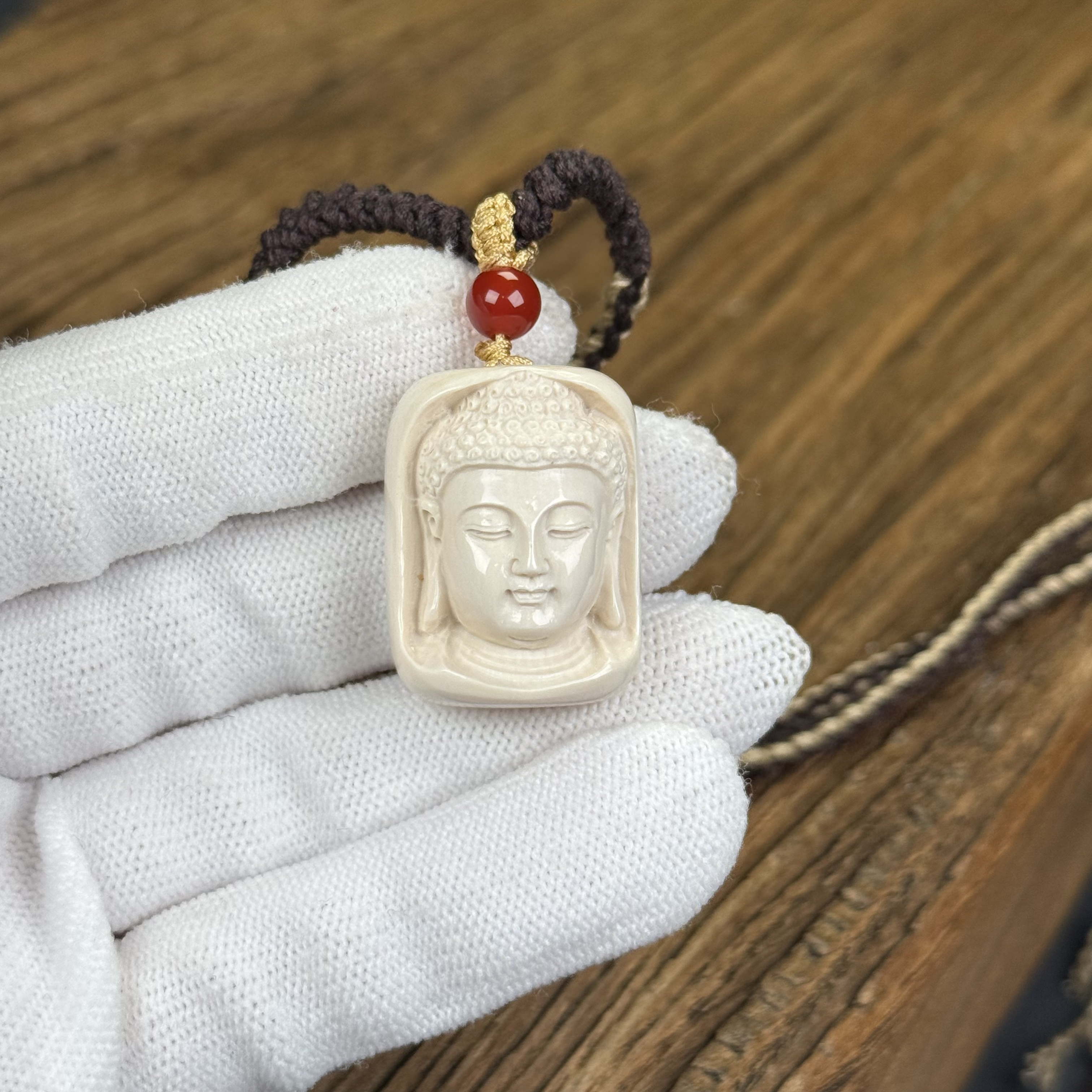 H2676天然猛犸牙 雕刻大日如来牌 22*28*15mm支持鉴定 假一罚四