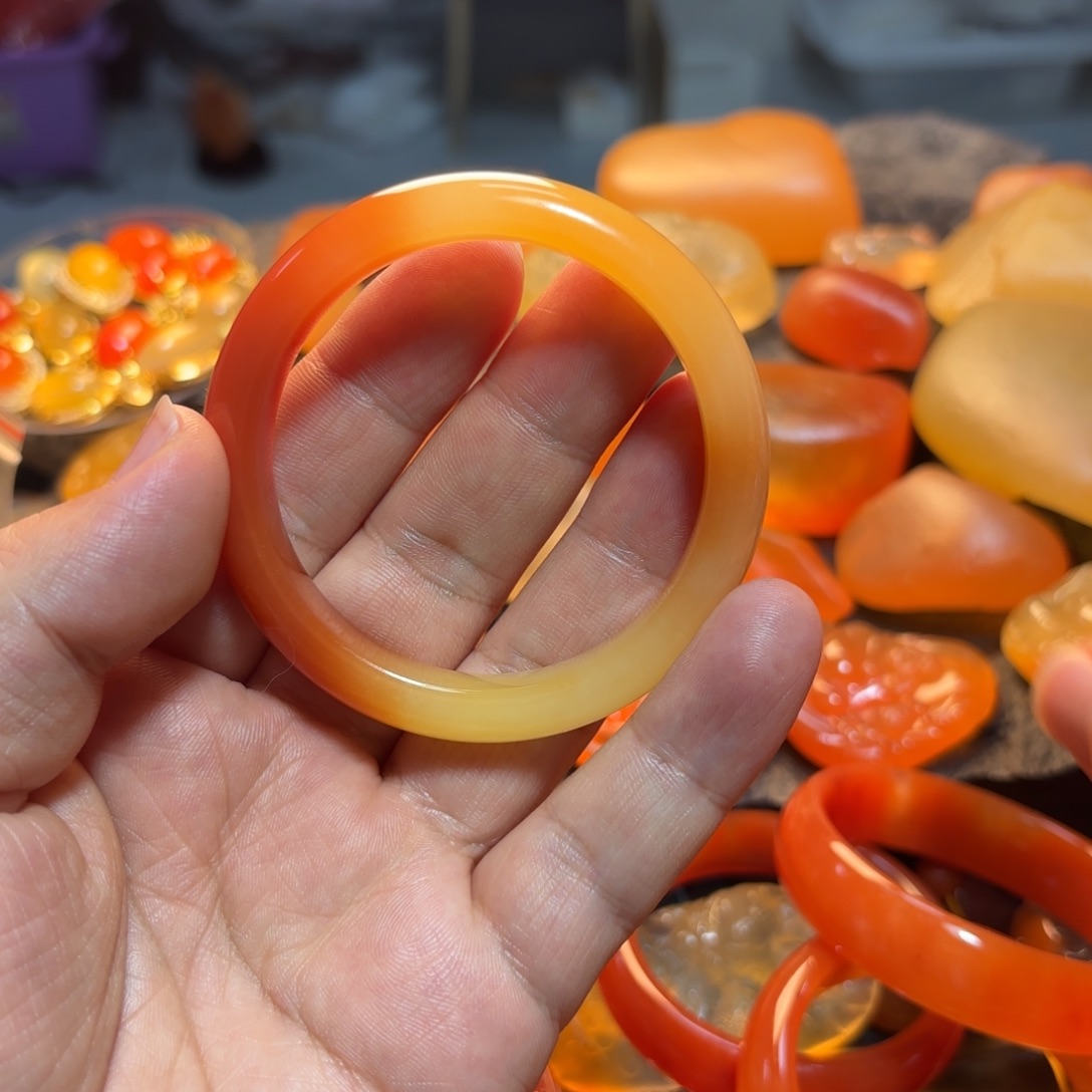 石英质玉手镯未镶嵌海*