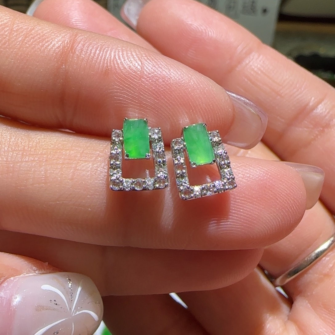 【闪购商品】翡翠耳饰18K金镶嵌缅甸