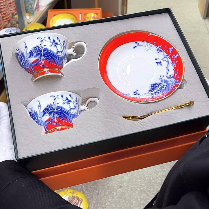 瓷。。。。。。。。。。。。。。。。