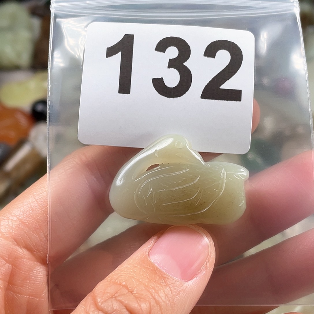 和田玉（糖玉）颈饰未镶嵌