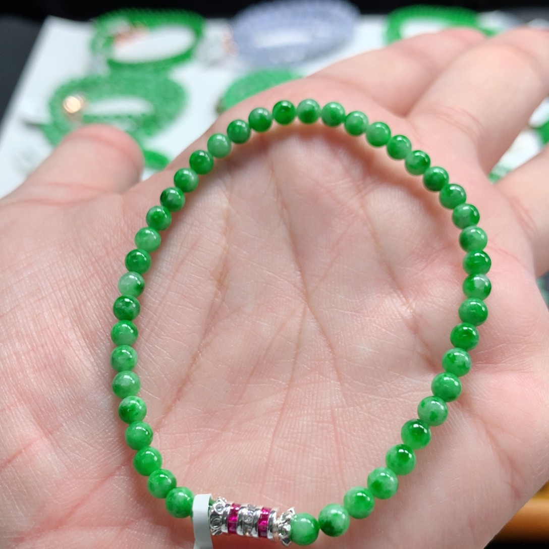 翡翠未镶嵌手链翡翠