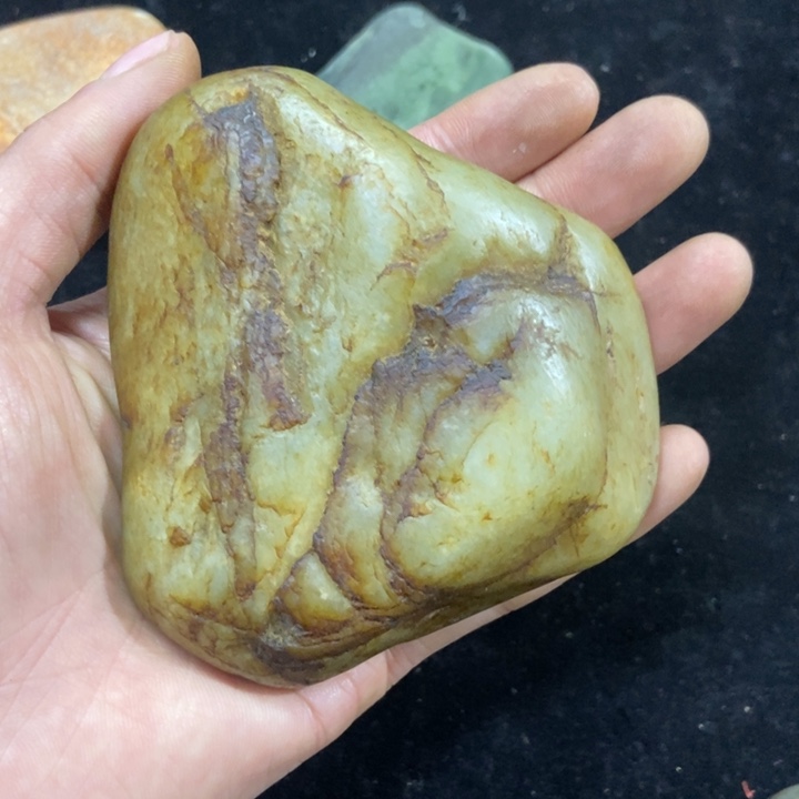 和田玉（糖玉）未镶嵌颈饰淡*
