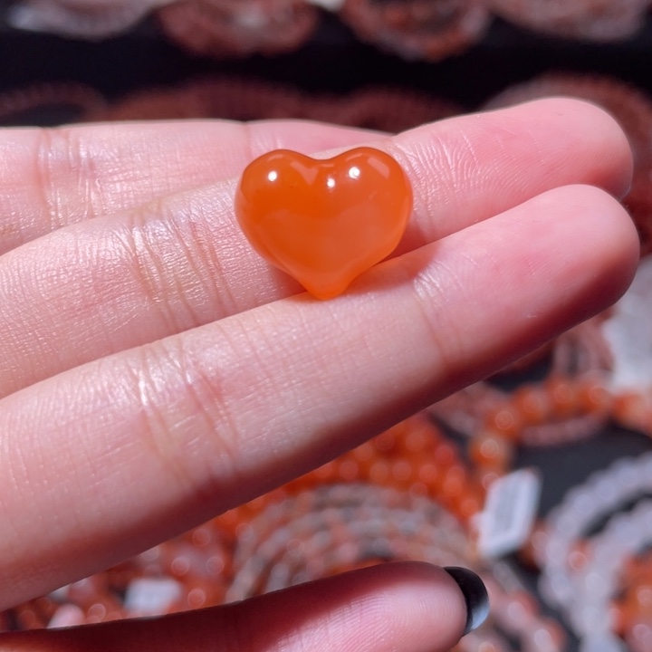 南红玛瑙未镶嵌屁桃2157