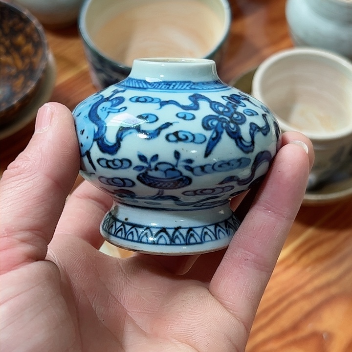 碗杨**航青花文饰的一个碗