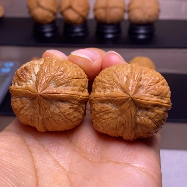 文玩核桃把件玺宝四楞34