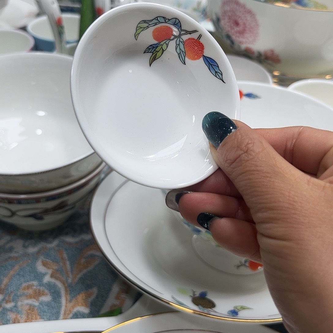 瓷片荔枝三寸碟六个