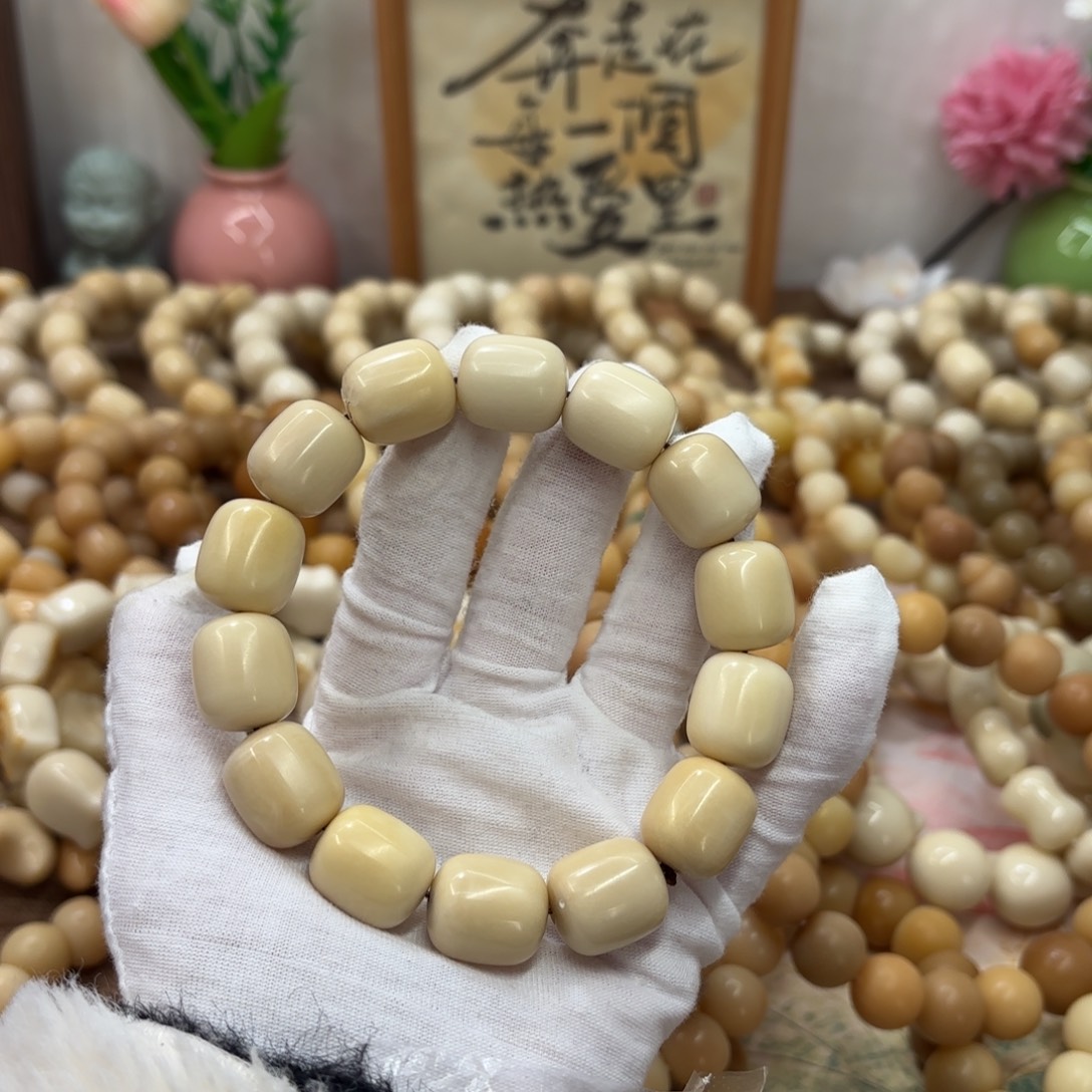 吊坠菩提根/象牙果18干磨大瑕疵牙果奶盖318