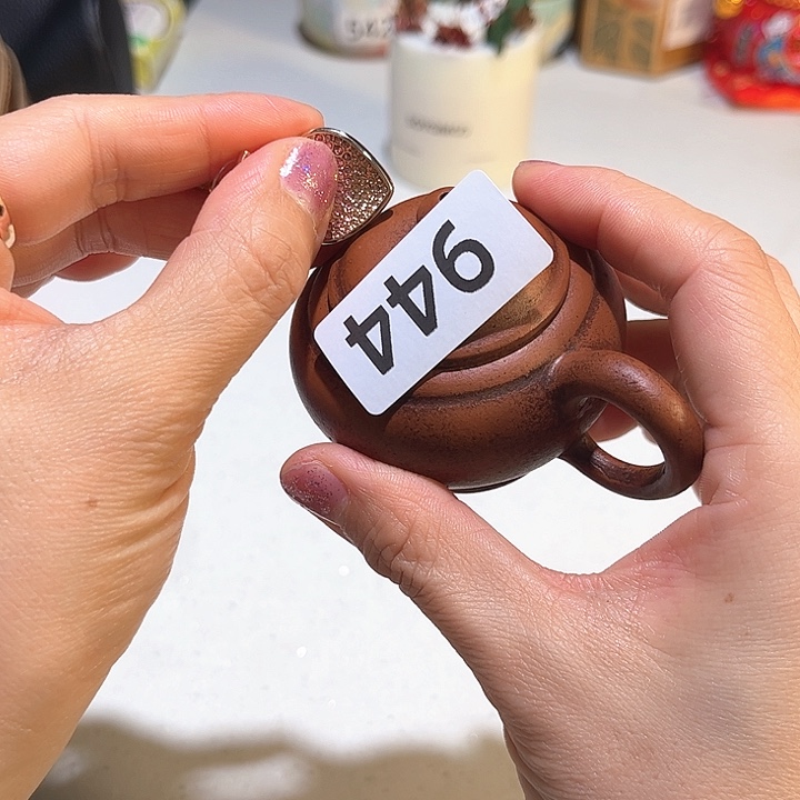 瓷片Sehkhfjjhhhhhjjhji