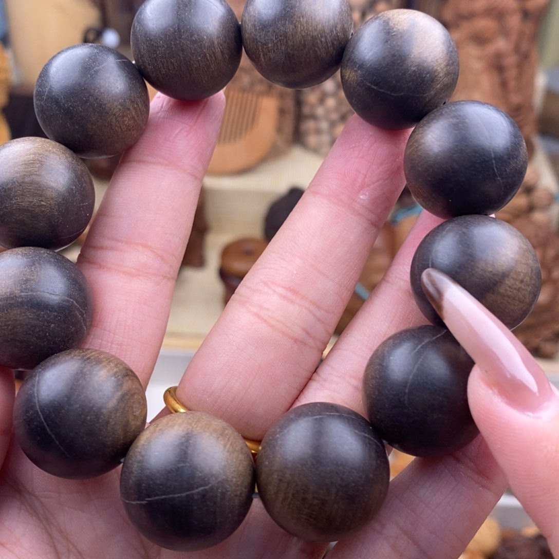 檀香木把件2.0，焦糖，大瑕疵