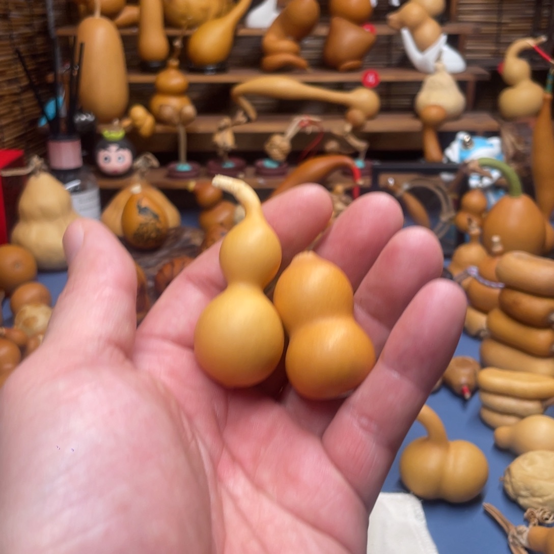 清***ʊ葫芦大美女的葫芦就是好看