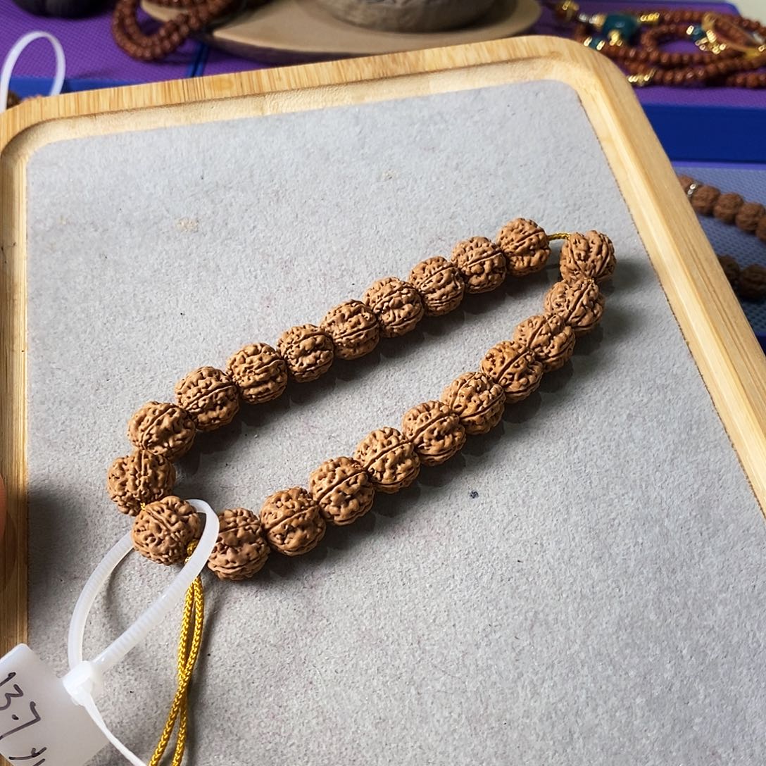 金刚菩提手串门墩梅花13.7