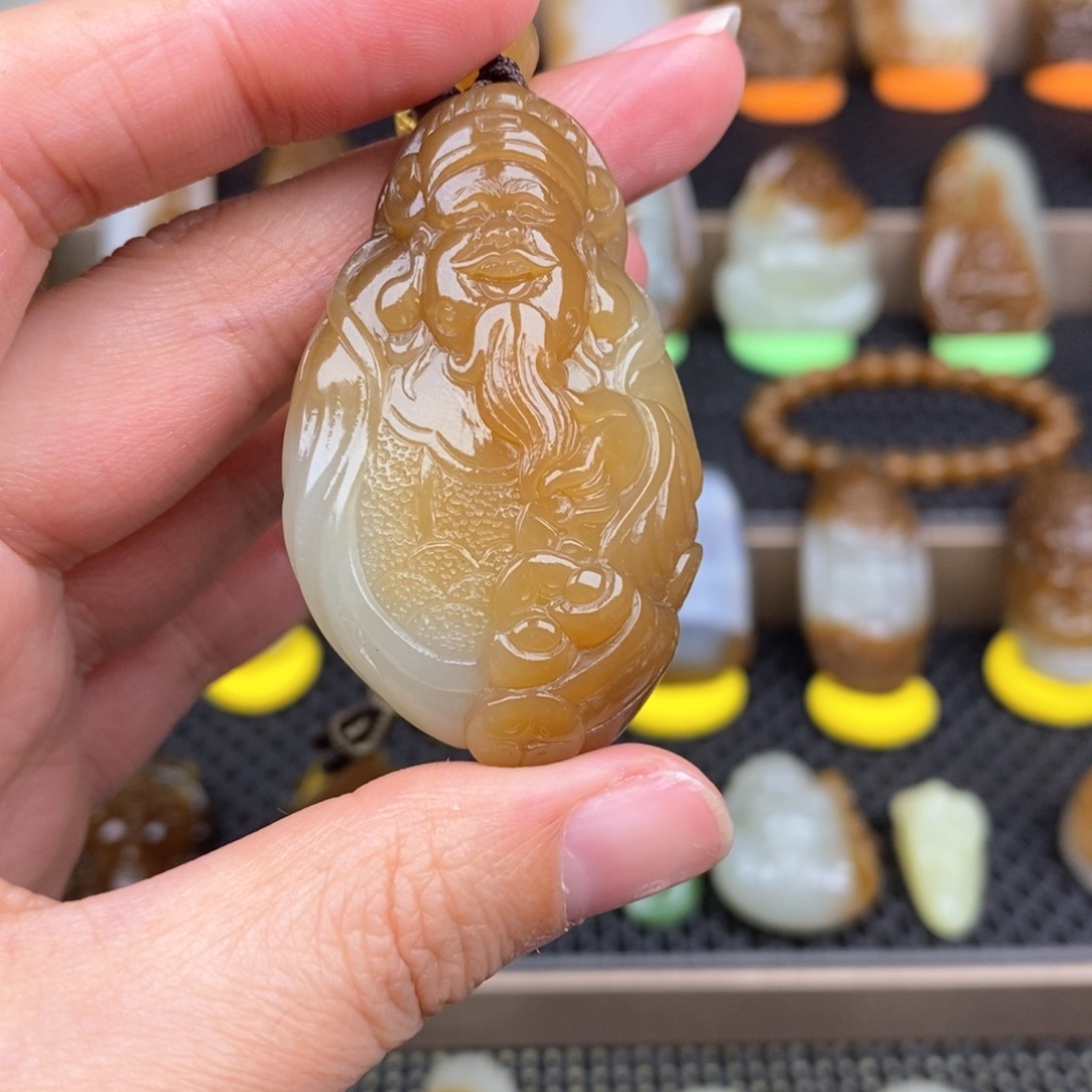 和田玉颈饰未镶嵌用***1