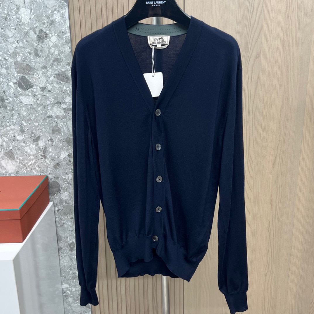 未使用 Hermes/爱马仕 132566 男款羊毛针织开衫 领口H刺绣