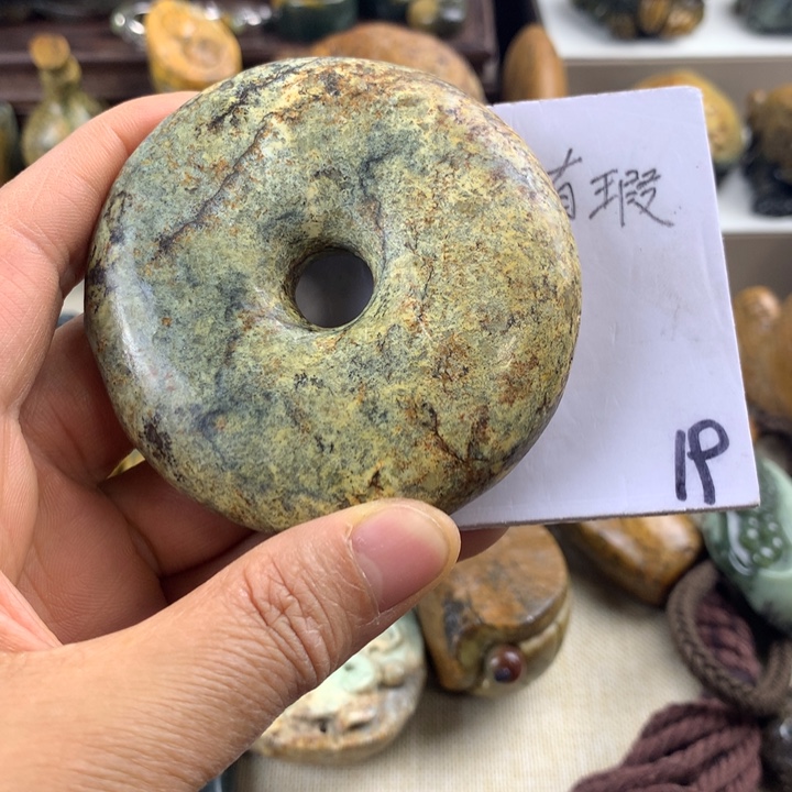 岫岩河磨玉（透闪石质玉）未镶嵌珠宝奇石