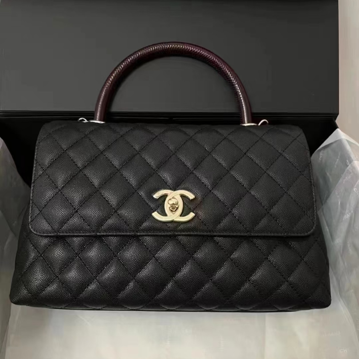 99新 Chanel/香奈儿 Chanel 黑金荔枝Coco憨豆中号 25120034-04