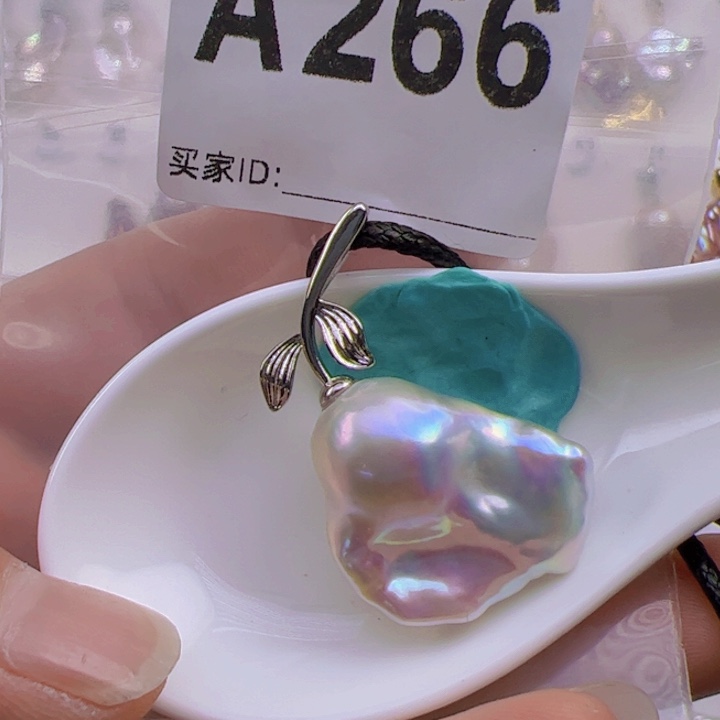 淡水珍珠颈饰合金