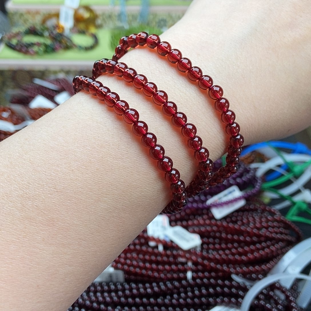 石榴石手串未镶嵌手串5