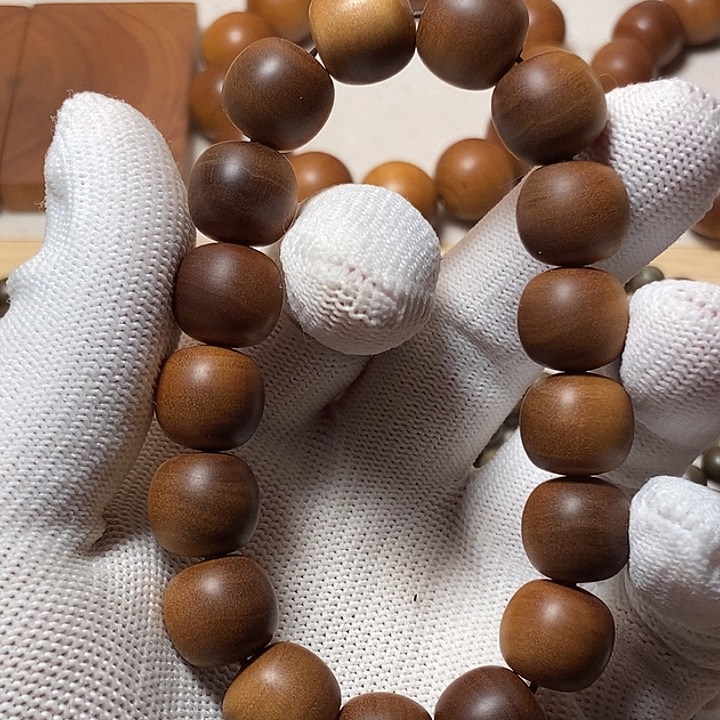 木是***?老山檀香横纹黑肉