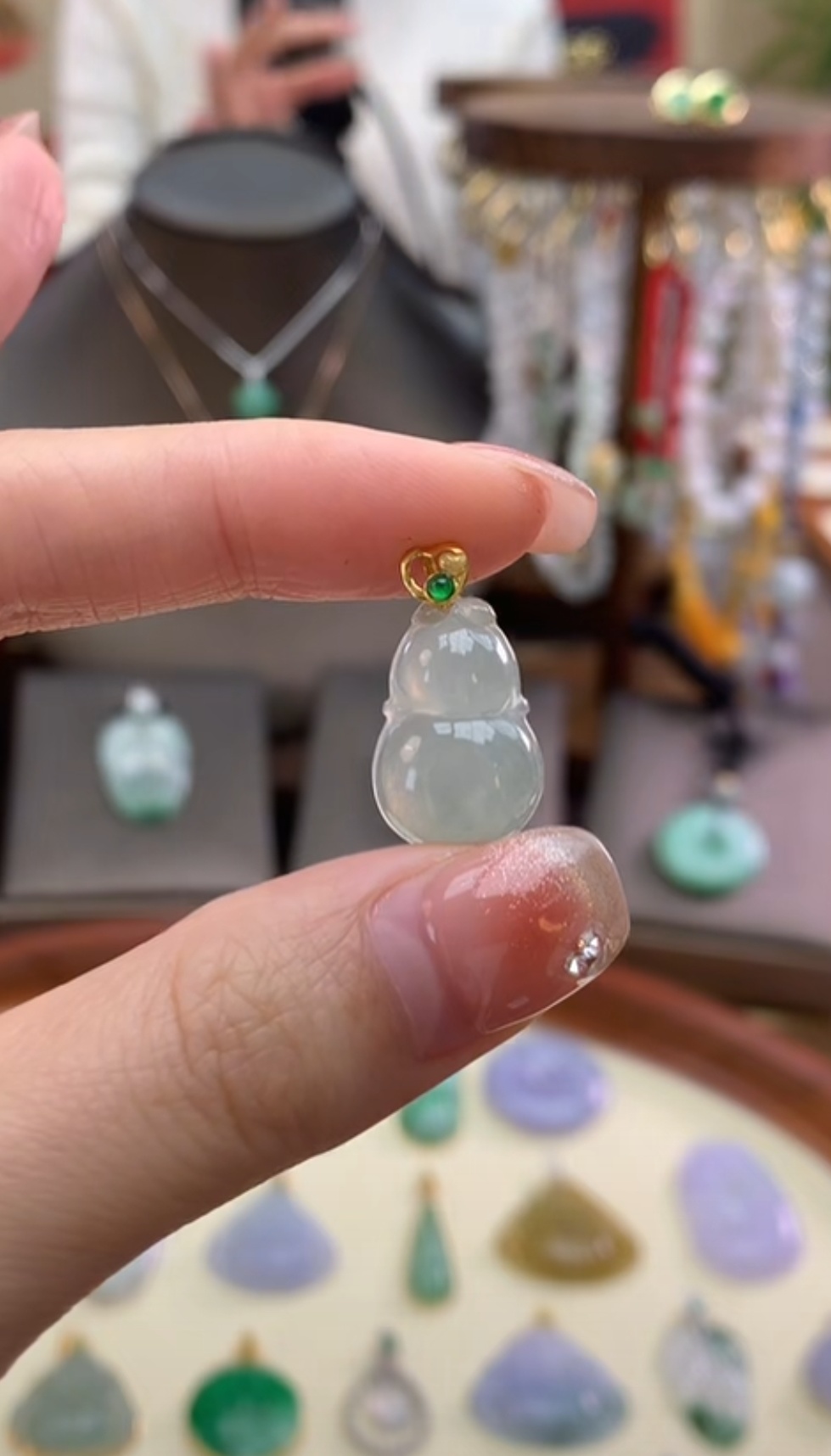 天然缅甸A货吊坠