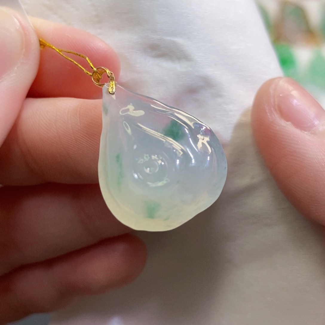 【闪购商品】翡翠吊坠(不含链)未镶嵌5585