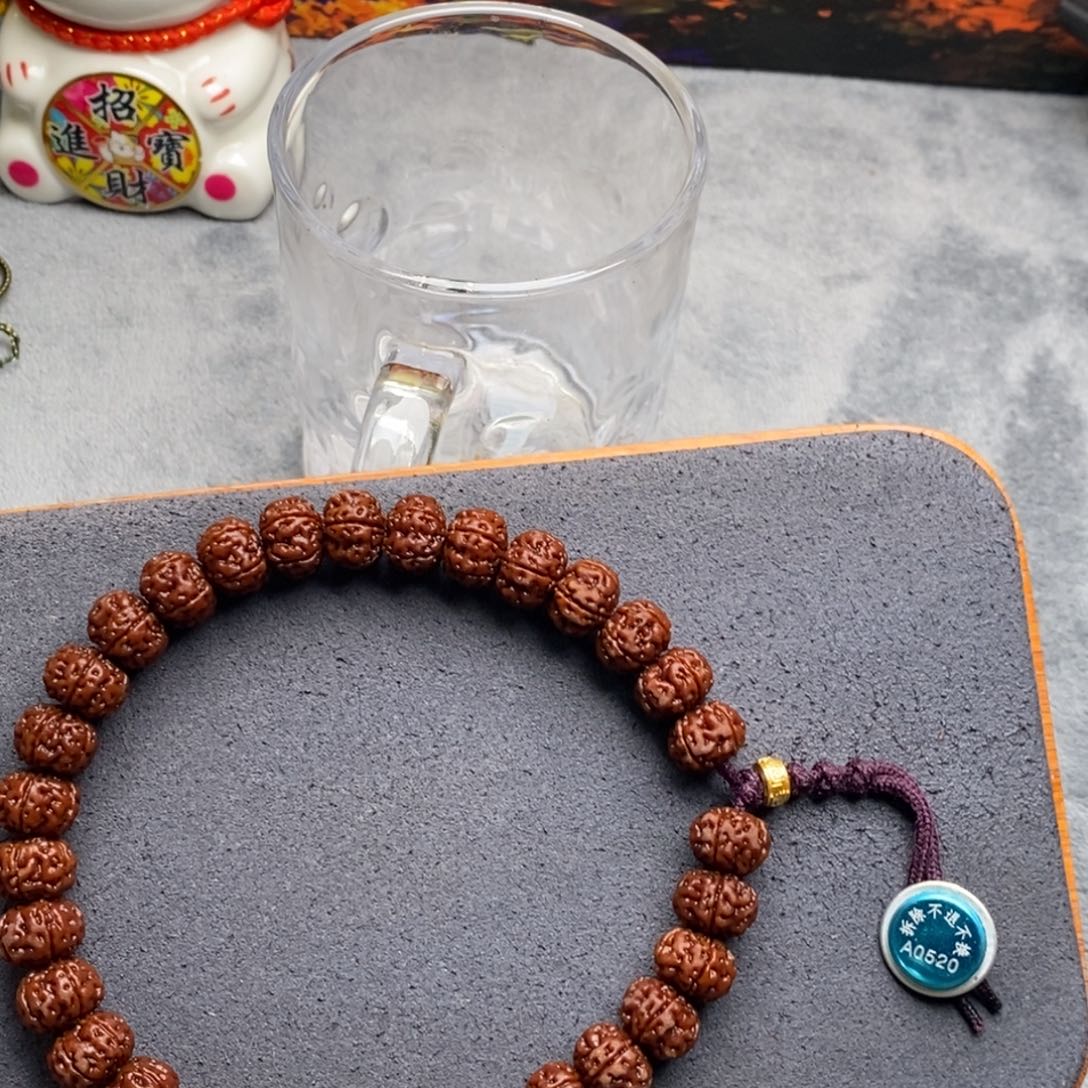 何***庸金刚菩提吊坠老树王