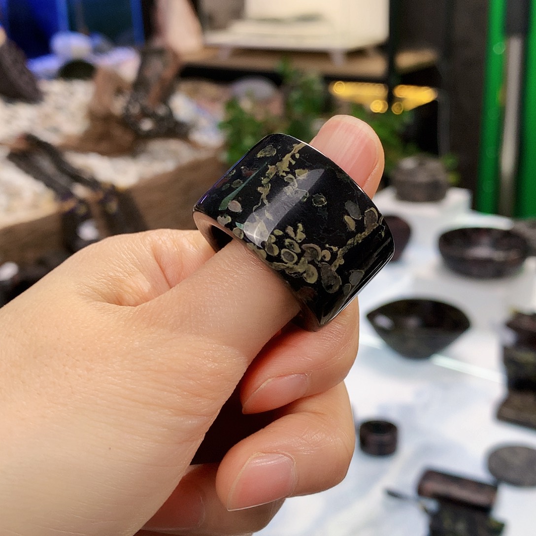 天然梅花玉石  开播福利