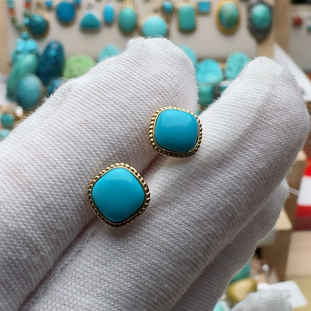 绿松石珠宝奇石18K金镶嵌