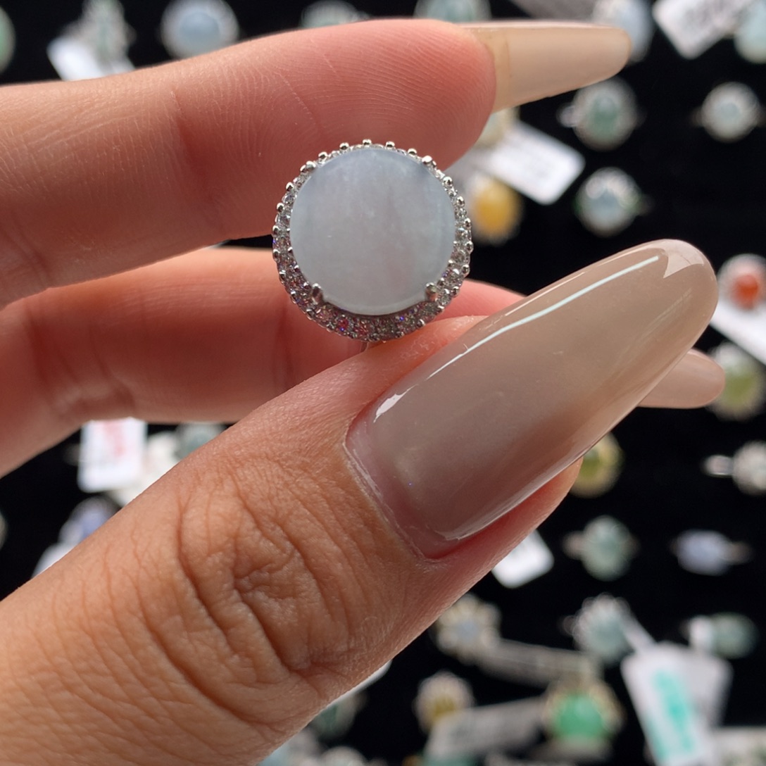 忆***啊颈饰银S925镶嵌翡翠戒指