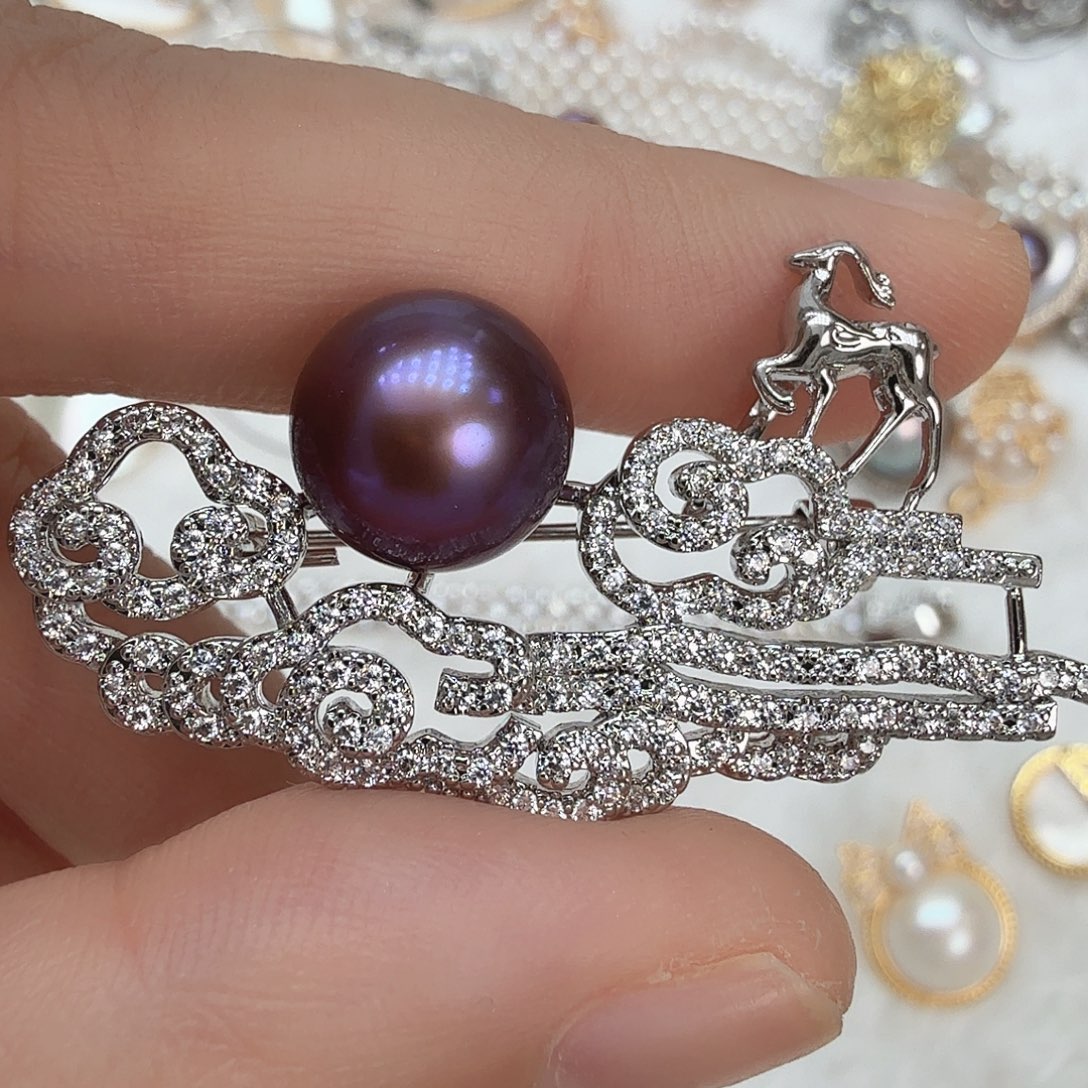 未镶嵌淡水珍珠胸饰