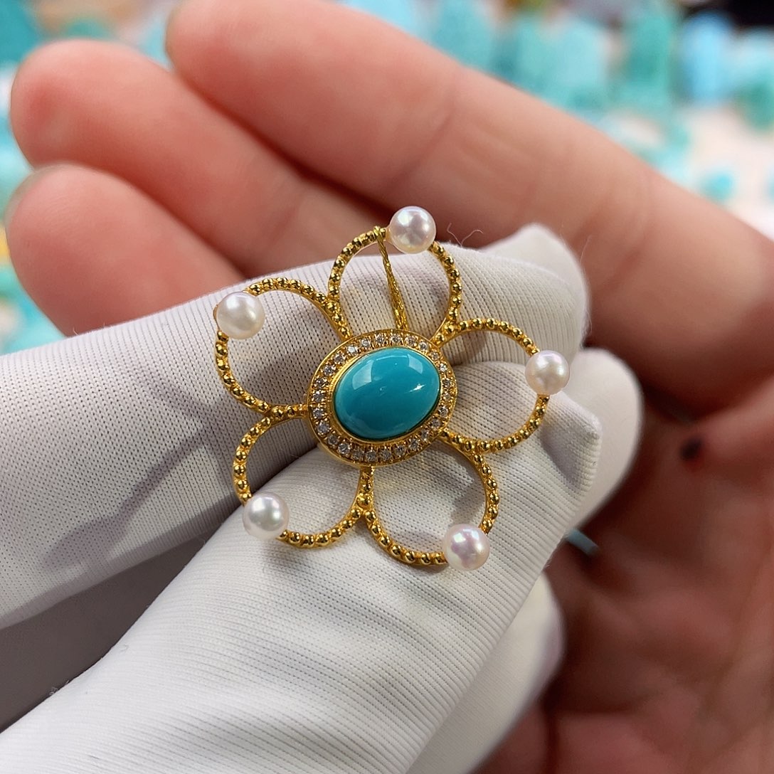 绿松石珠宝奇石18K金镶嵌