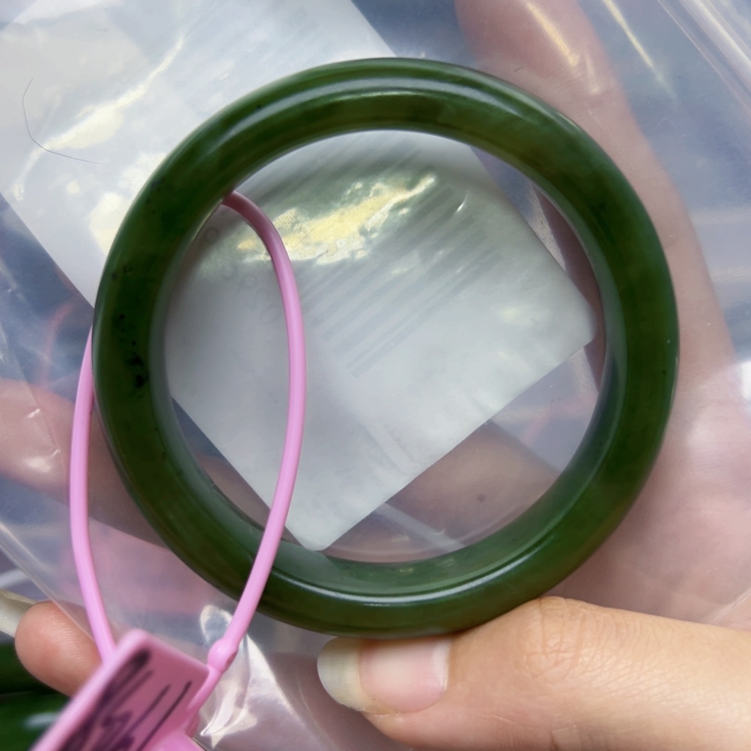 和田玉（碧玉）手镯未镶嵌