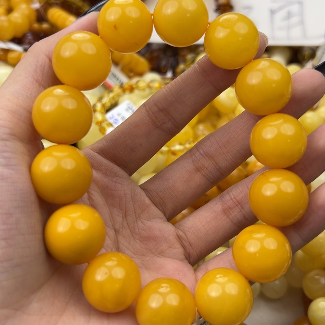 琥珀珠宝奇石未镶嵌