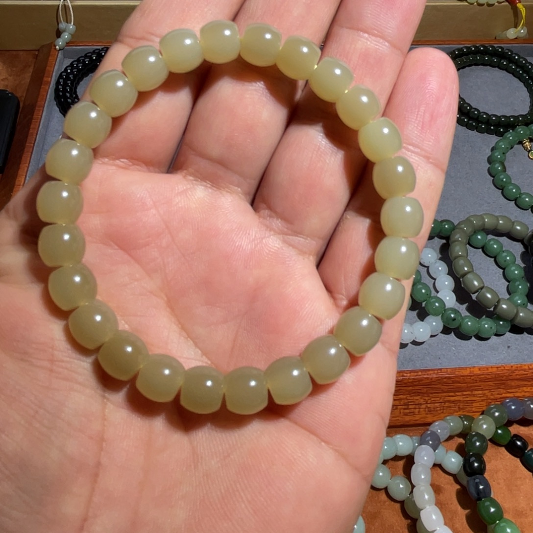 和田玉未镶嵌手链